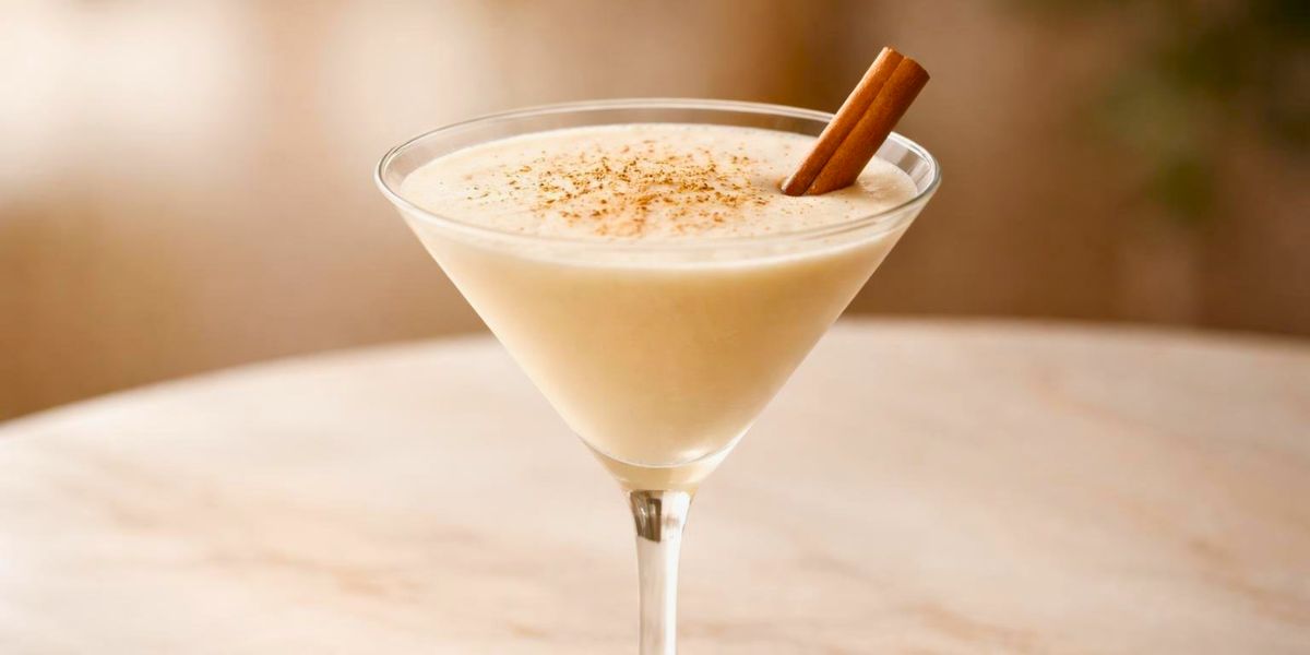 Creamy Eggnog Martini Recipe
