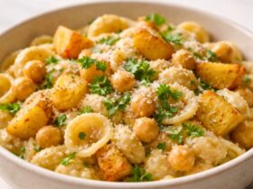 Delicious Pasta with Chickpeas and Potatoes Recipe