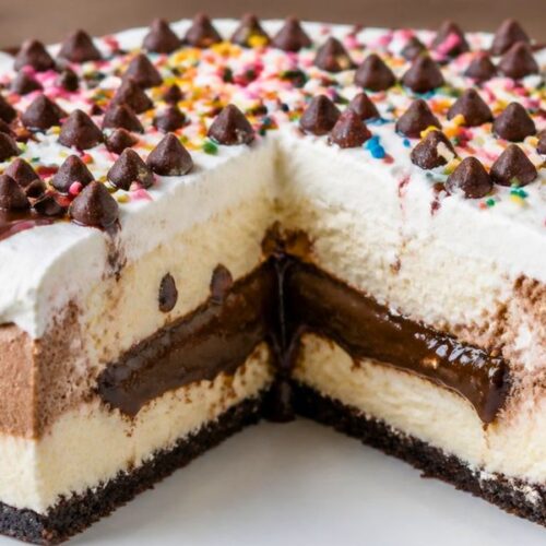 Easy Ice Cream Cake Recipe